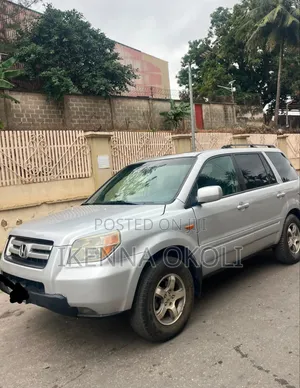 Honda Pilot 2005 Silver