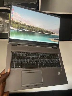 Laptop HP ZBook Fury 17 G7 16GB Intel Core i7 SSD 256GB