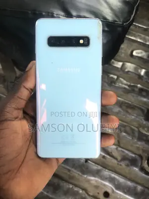 Samsung Galaxy S10 128 GB Blue