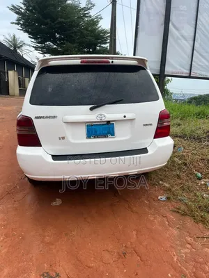 Toyota Highlander 2004 White
