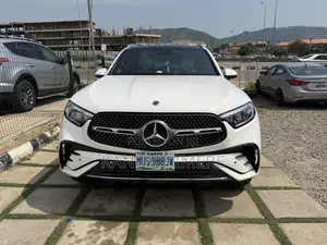 Mercedes-Benz GLC-Class GLC 300 4MATIC AWD 2023 White