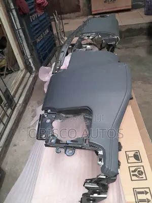 Landcruiser 2022 Empty Dashboard