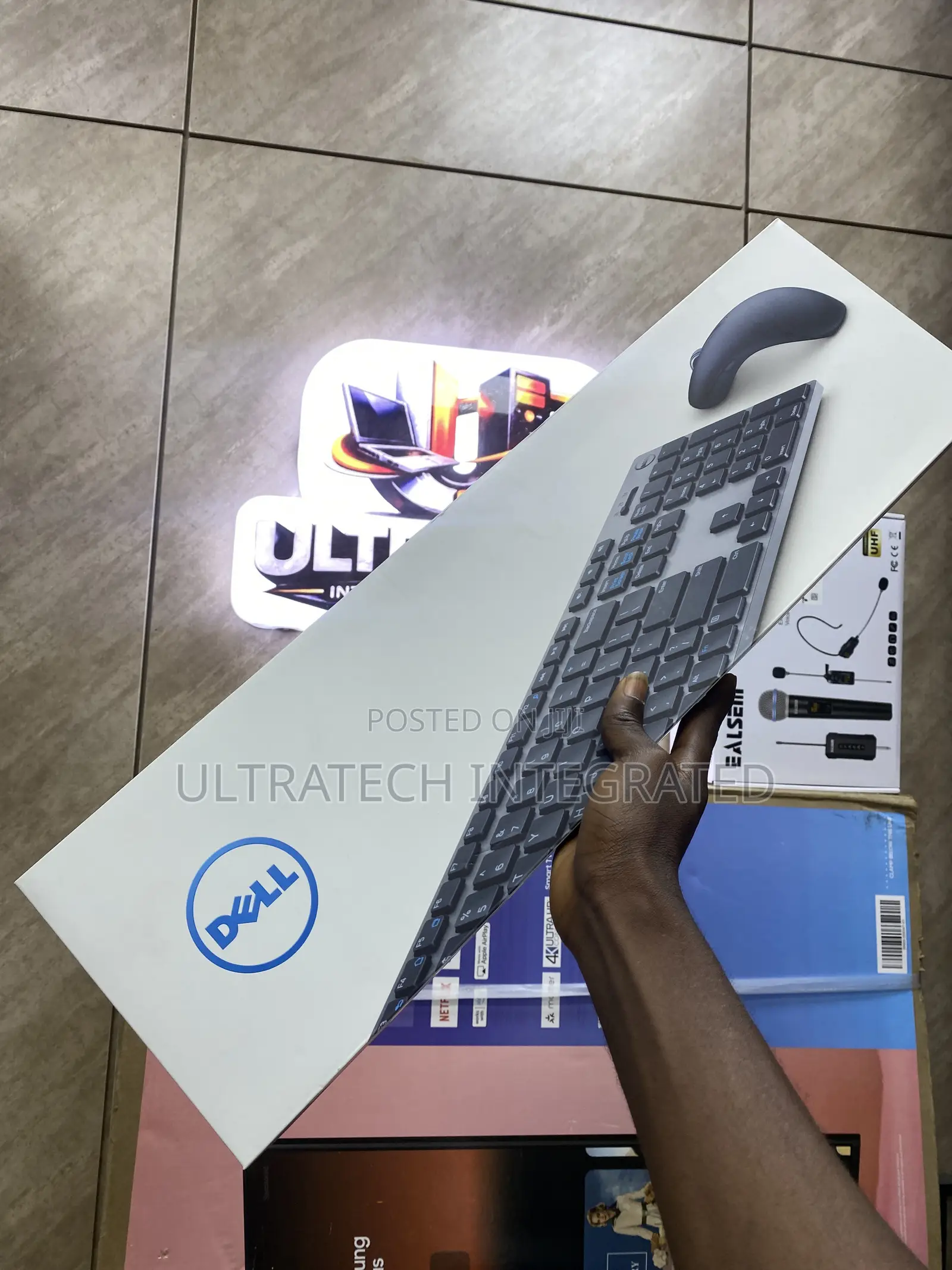 Dell Premier Wireless Keyboard and Mouse - KM717-GY-US -