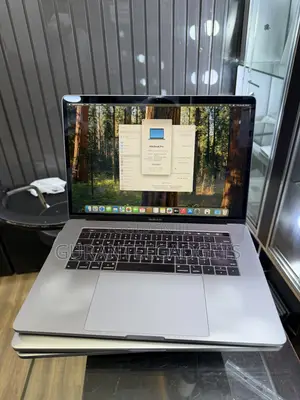Laptop Apple MacBook Pro 2019 32GB Intel Core i7 SSD 512GB