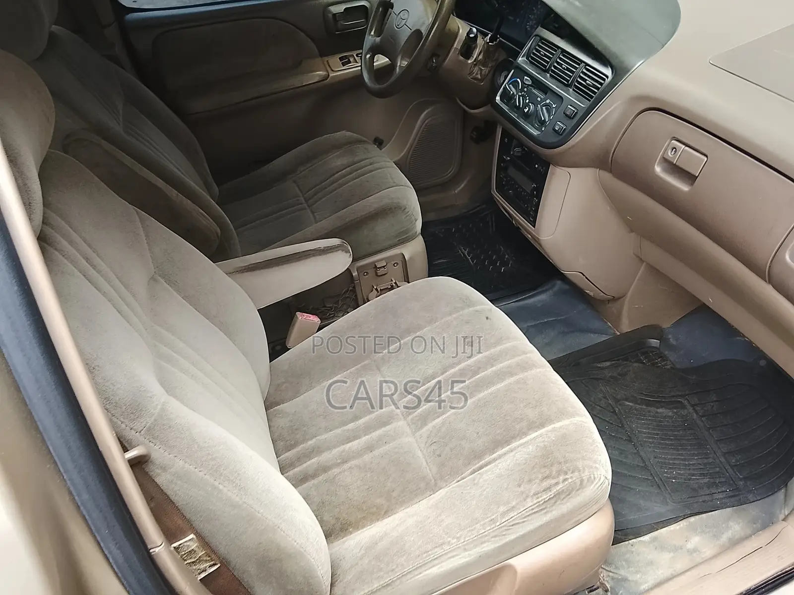 Toyota Sienna CE & 1 hatch 2000 Gold