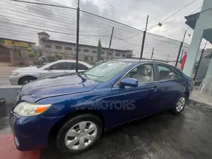 Toyota Camry LE 4dr Sedan (2.5L 4cyl 6AM) 2010 Blue