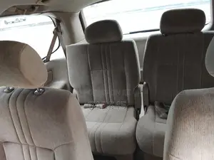 Toyota Sienna CE & 1 hatch 2000 Gold
