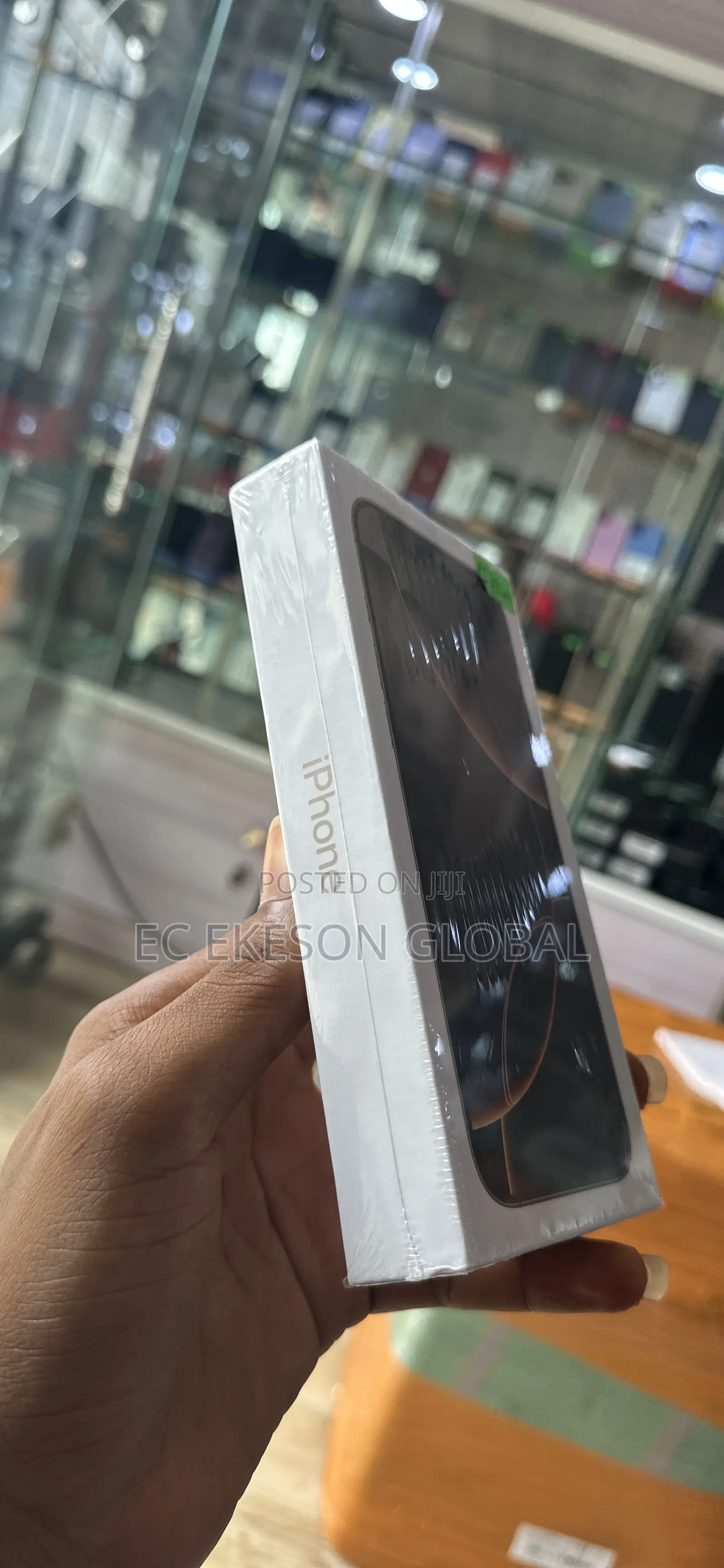 New Apple iPhone 16 Pro Max 256 GB