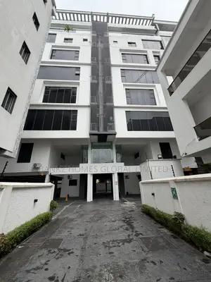 3bdrm Maisonette in Ikoyi for rent