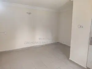 1bdrm Block of Flats in Zim Homes And, Apo Resettlement for rent