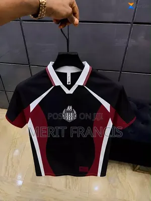 I Sell All Cans of Clothes and Orders Items I Sell Quality Items