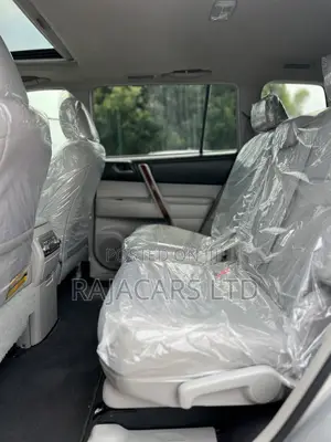 Toyota Highlander Limited 2011 Silver