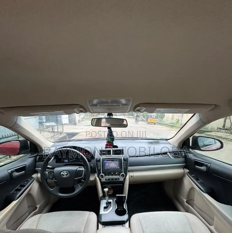 Toyota Camry 2014 Red