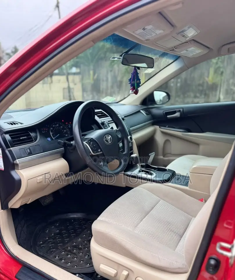Toyota Camry 2014 Red