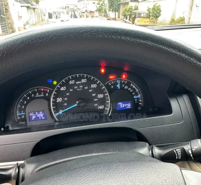 Toyota Camry 2014 Red