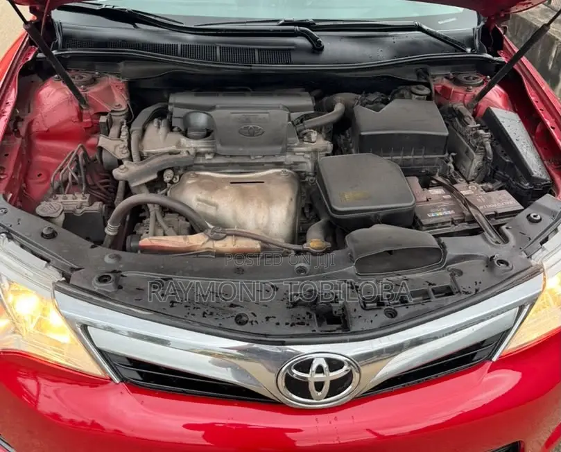 Toyota Camry 2014 Red