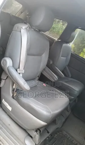 Toyota Sienna 2006 Blue