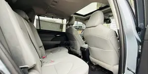 Toyota Highlander 2020 Blue
