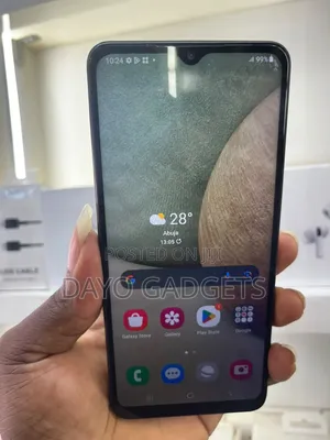 Samsung Galaxy A12 64 GB Black