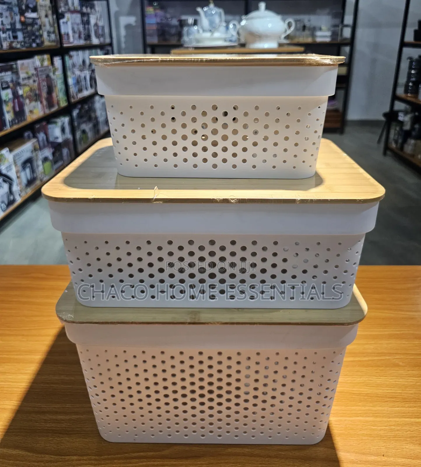 3-Piece Stackable Storage Baskets With Bamboo Lids – White