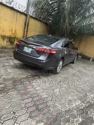Toyota Avalon Limited 4dr Sedan (3.5L 6cyl 6A) 2014 Green