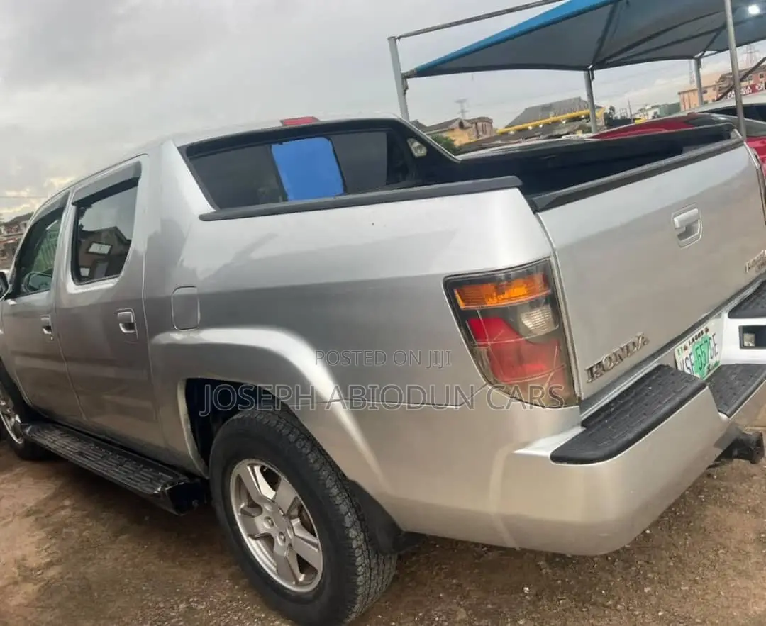 Honda Ridgeline 2008 Silver