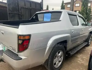 Honda Ridgeline 2008 Silver
