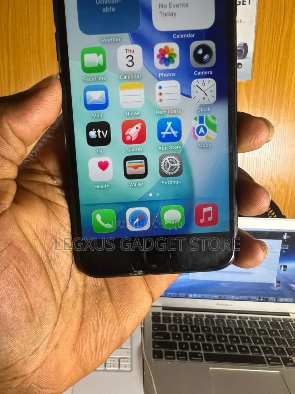 Apple iPhone SE (2022) 64 GB Black