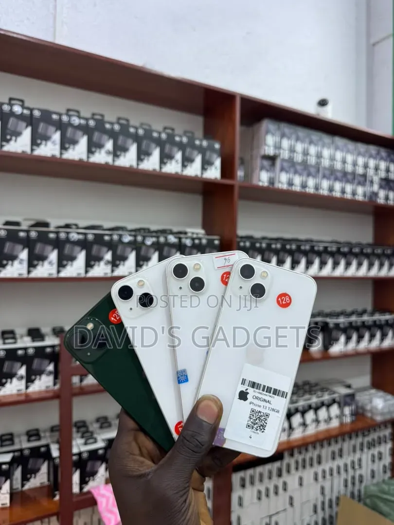 Apple iPhone 13 128 GB White