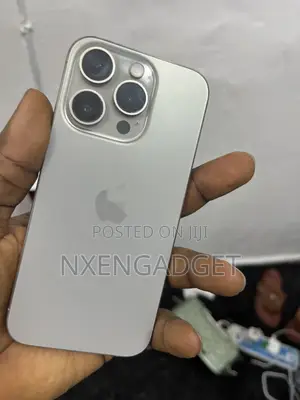 Apple iPhone 15 Pro 256 GB Gray