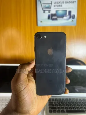 Apple iPhone 8 64 GB Black