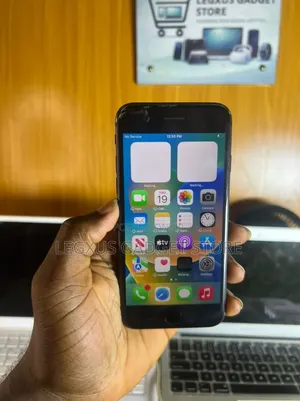 Apple iPhone 8 64 GB Black
