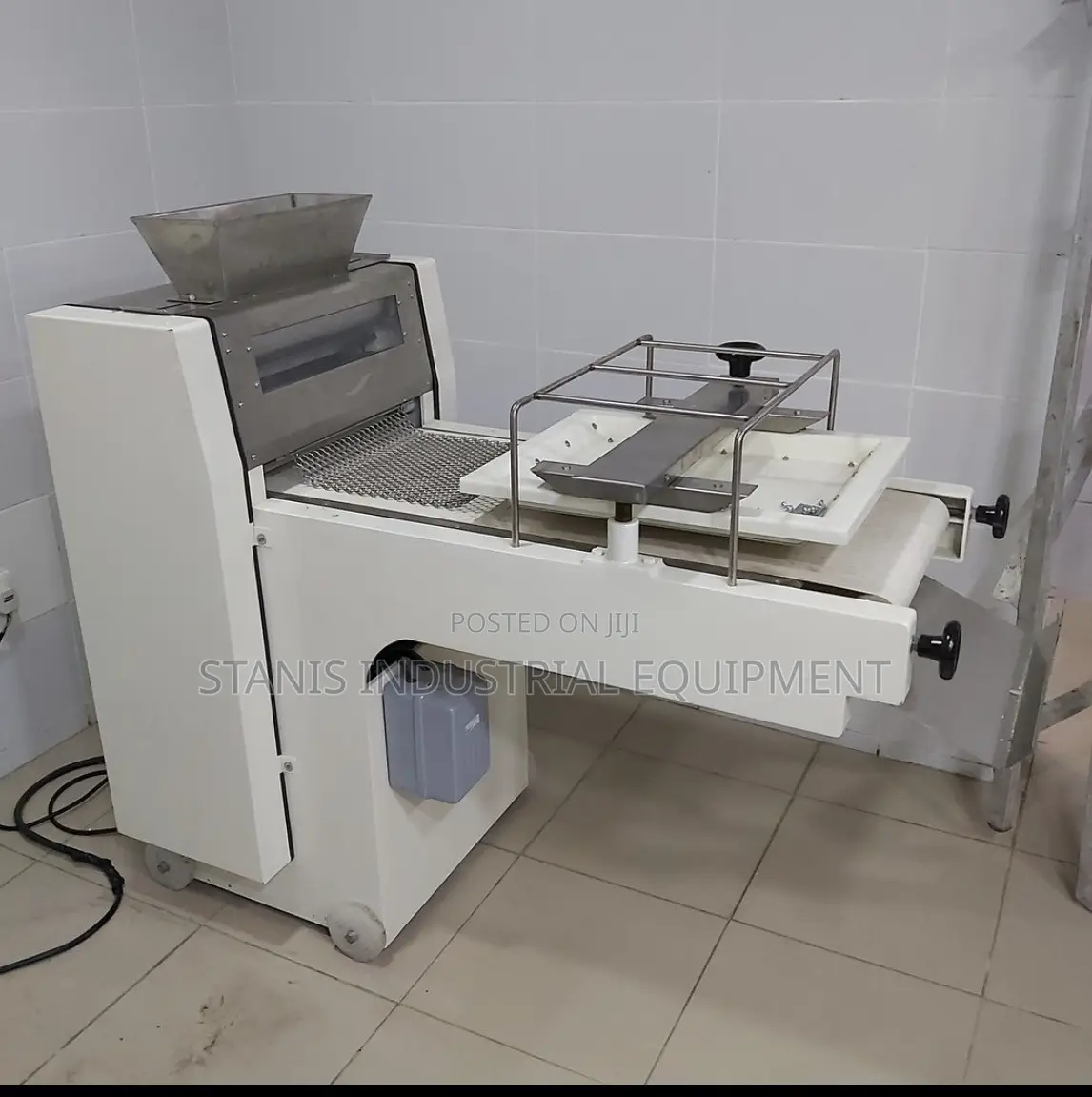 Industrial Dough Moulder