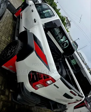 New Toyota Hilux GR SPORT II 2026 White