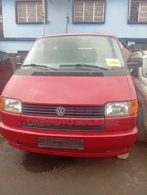 Volkswagen Transporter 2005 Red