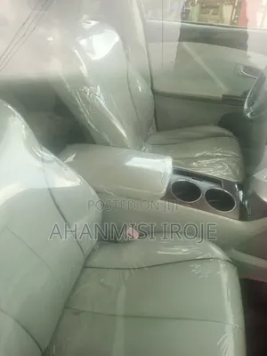 Toyota Venza 2010 White