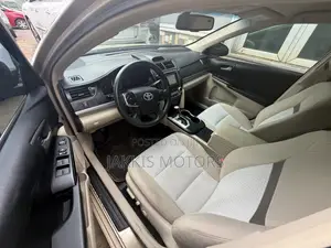 Toyota Camry 2014 Gold