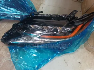Headlight of Lexus Es350 3torch Model 2018
