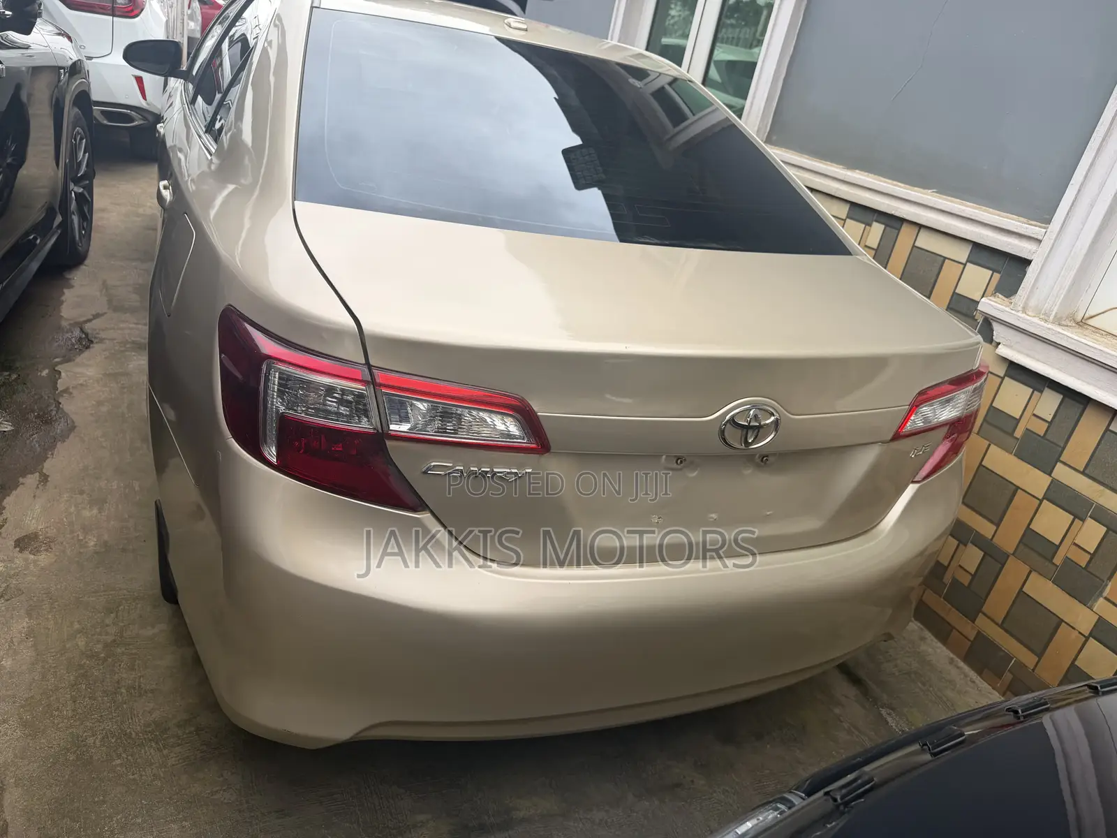 Toyota Camry 2014 Gold
