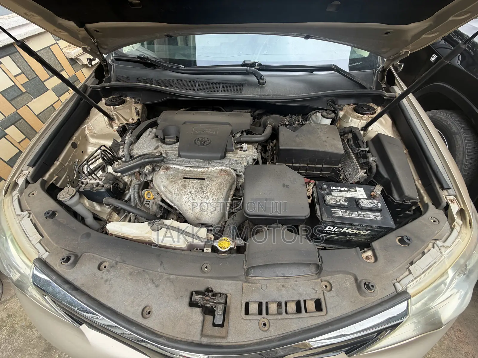 Toyota Camry 2014 Gold