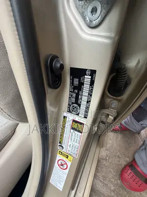 Toyota Camry 2014 Gold
