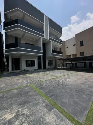 4bdrm Duplex in Utako for sale