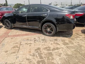 Lexus ES 350 2011 Black