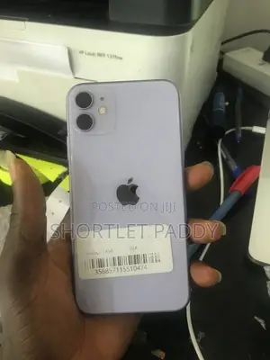 Apple iPhone 11 64 GB Purple