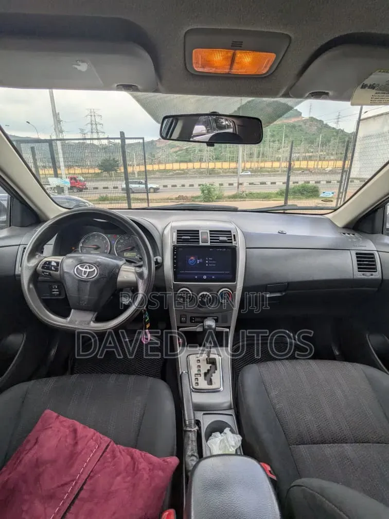 Toyota Corolla 2012 Black