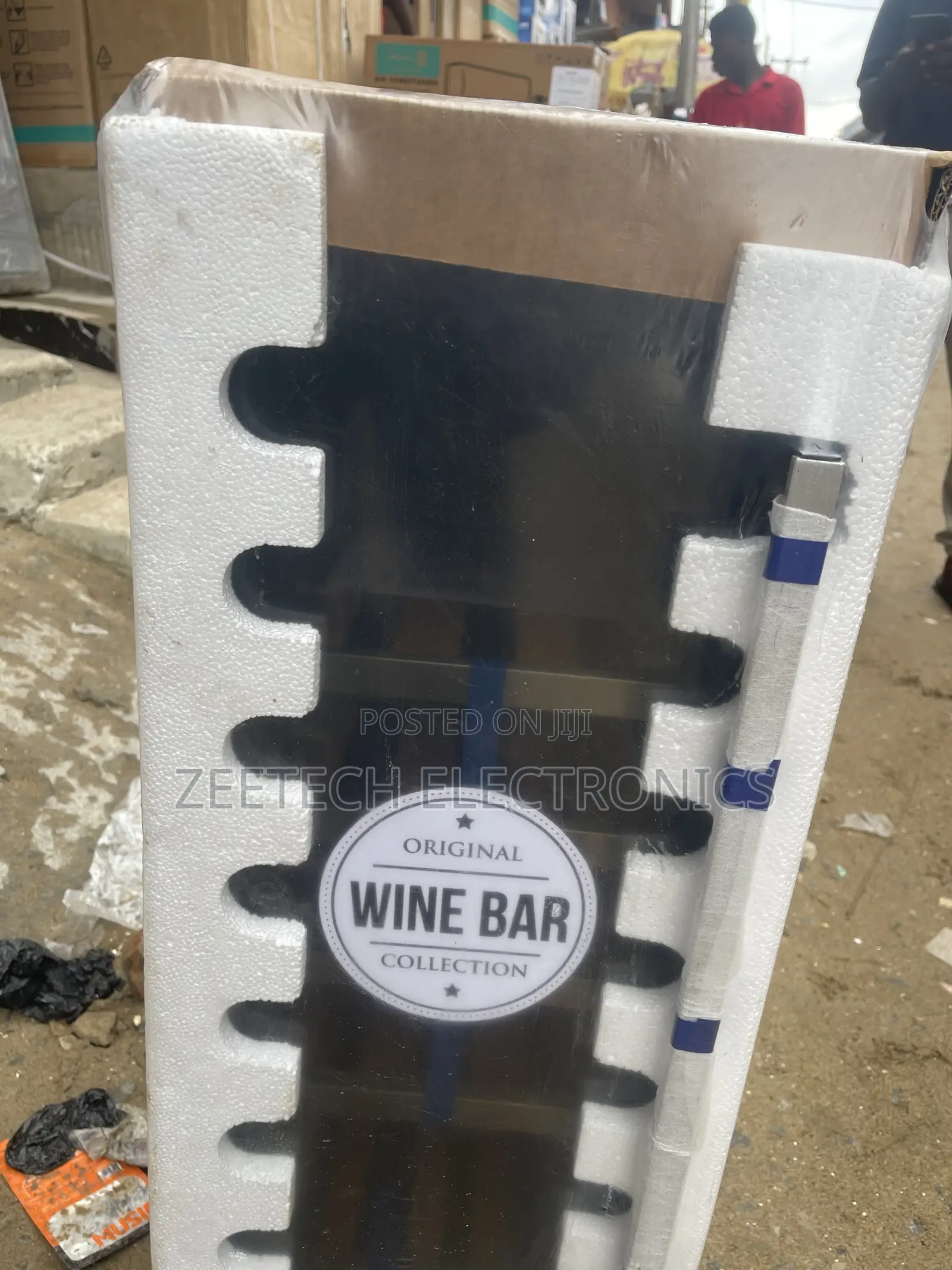 Bosch 18 Bottles Wine Chiller