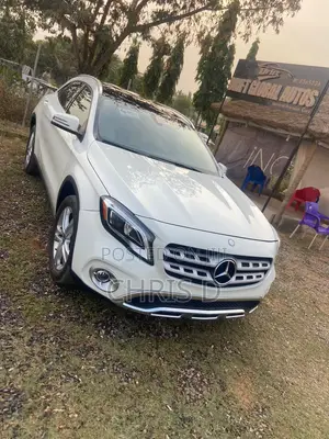 Mercedes-Benz GLA 250 2018 White