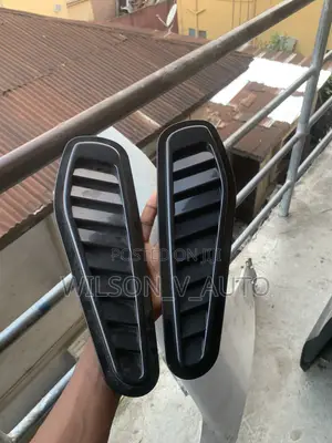 Universal Side Fender Vents