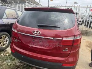 Hyundai Santa Fe 2014 Red