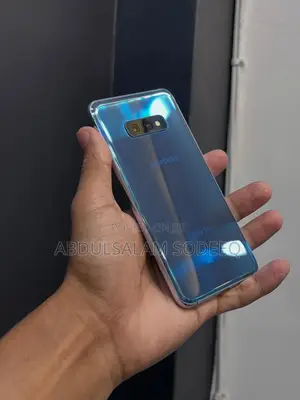 Samsung Galaxy S10e 128 GB Black